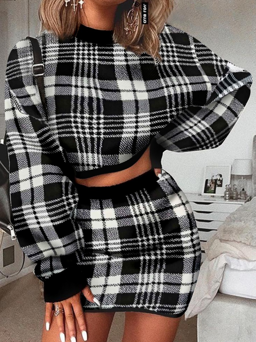 

LW Round Neck Plaid Skirt Set, Black
