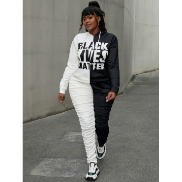 

LW Letter Print Ruched Tracksuit Set, Black and white