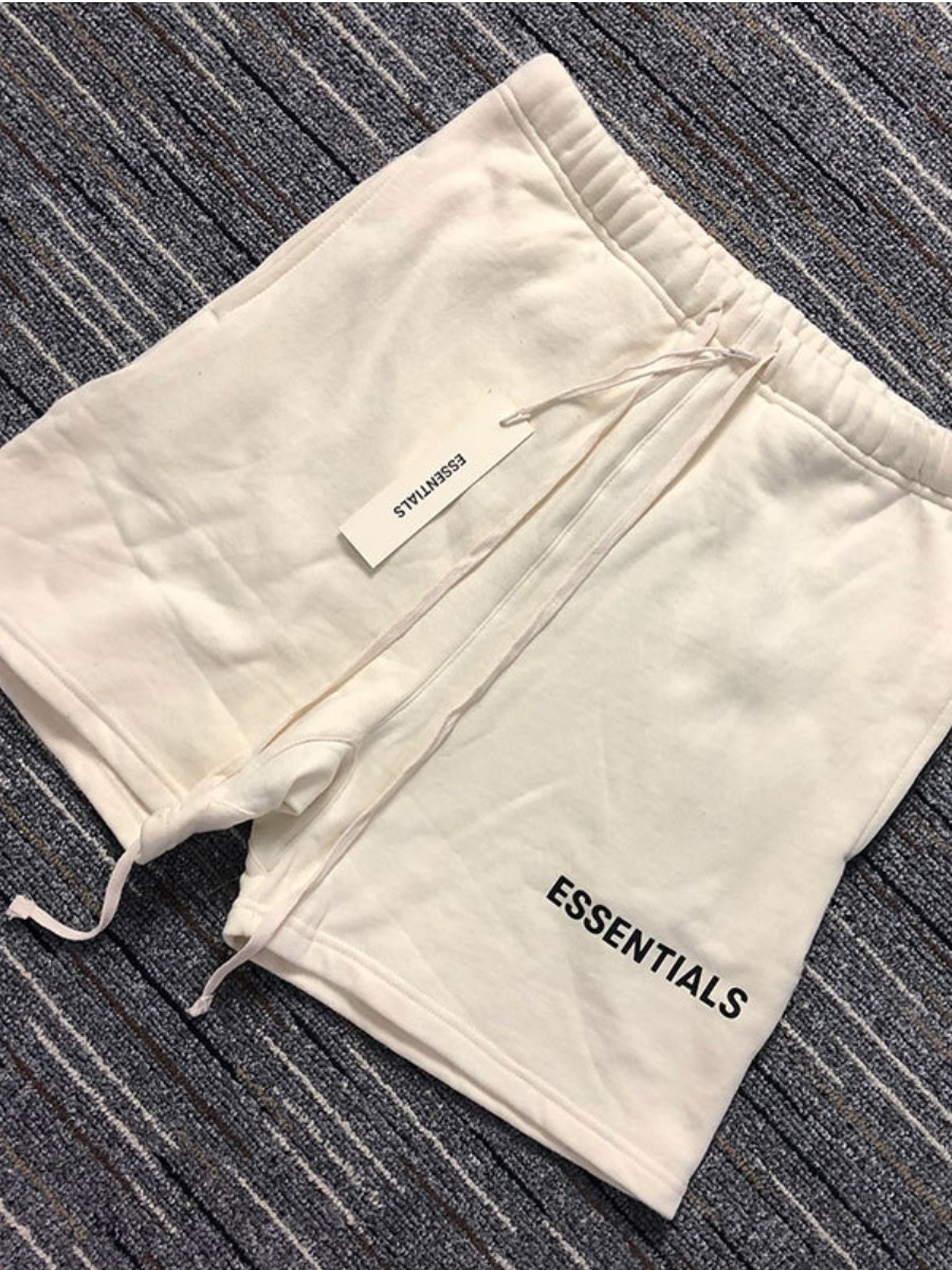 

LW COTTON Men Letter Print Drawstring Shorts, Off white