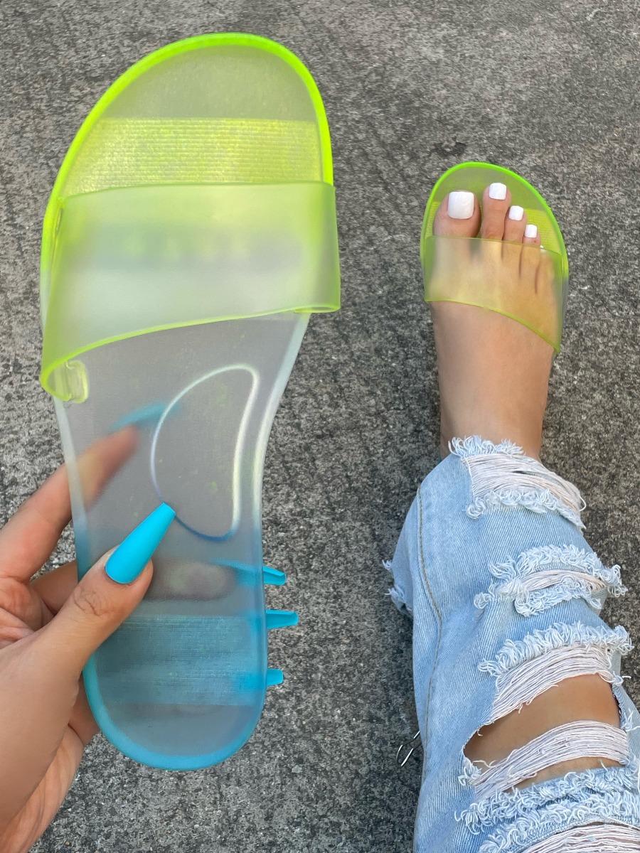

LW Gradient Clear Slippers, Blue