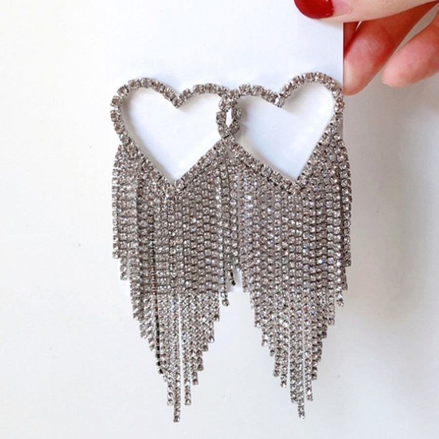 

LW Heart Tassel Design Earring, Gold