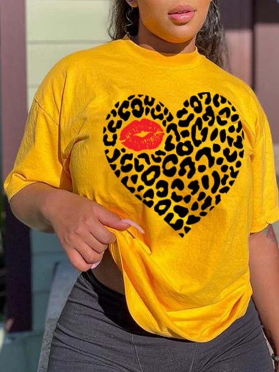 LW Plus Size Leopard Lip Print T-shirt