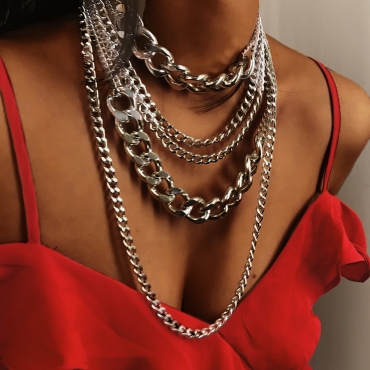 LW Chain Multilayer Necklace