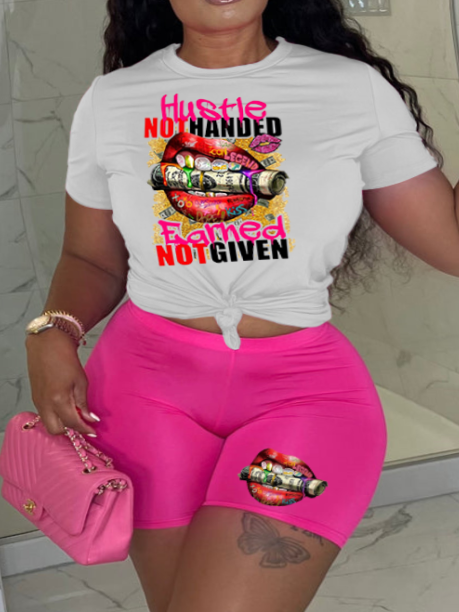LovelyWholesale Plus Size Money Letter Lip Print Shorts Set Summer Short Sleeve Street Round Neck  5X Spring Summer 2024