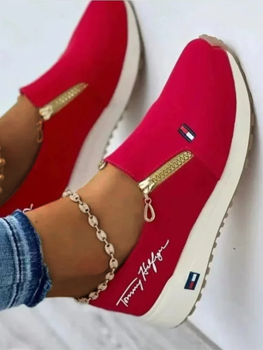 LW Zipper Design Letter Decor Sneakers