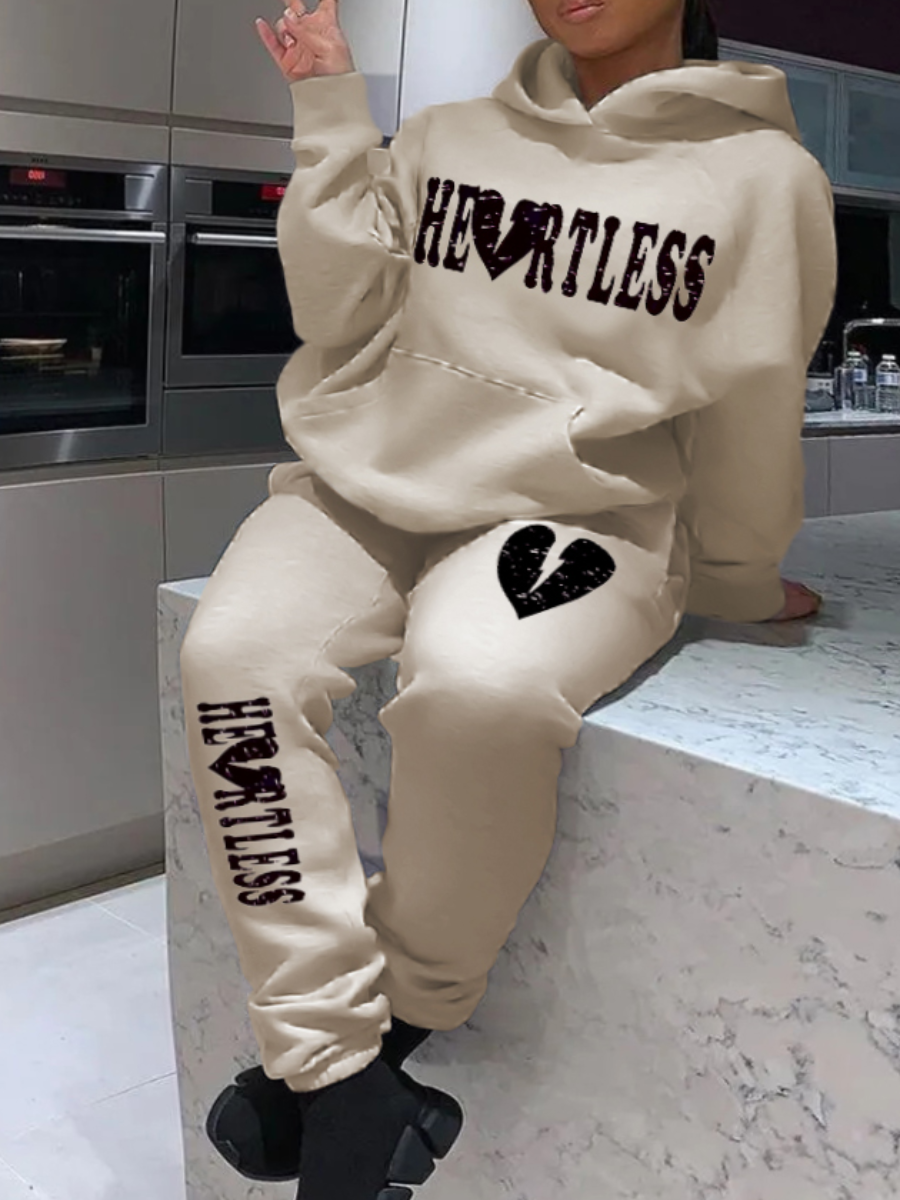LovelyWholesale Plus Size Broken Heart Letter Print Tracksuit Set Fall Long Sleeve Casual Pocket Design Hooded Collar  4X Spring Summer 2024