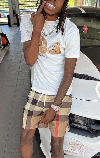 LovelyWholesale Men Cartoon Plaid Letter Print Shorts Set Summer Short Sleeve Casual Spring Summer 2024
