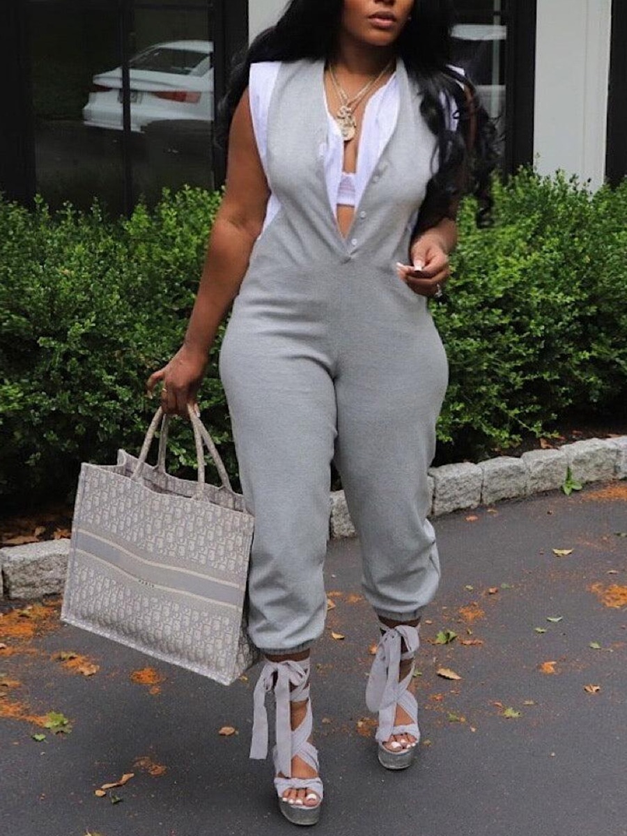 LovelyWholesale Plus Size Button Pocket Design Jumpsuit Spring|Summer Sleeveless Casual Button Design V Neck  3X Spring Summer 2024