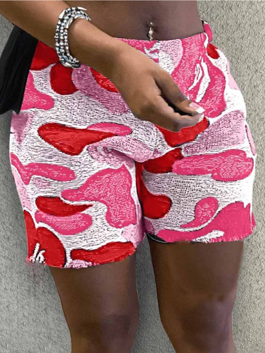 LW Mid Waist Camo Print Raw Edge Shorts