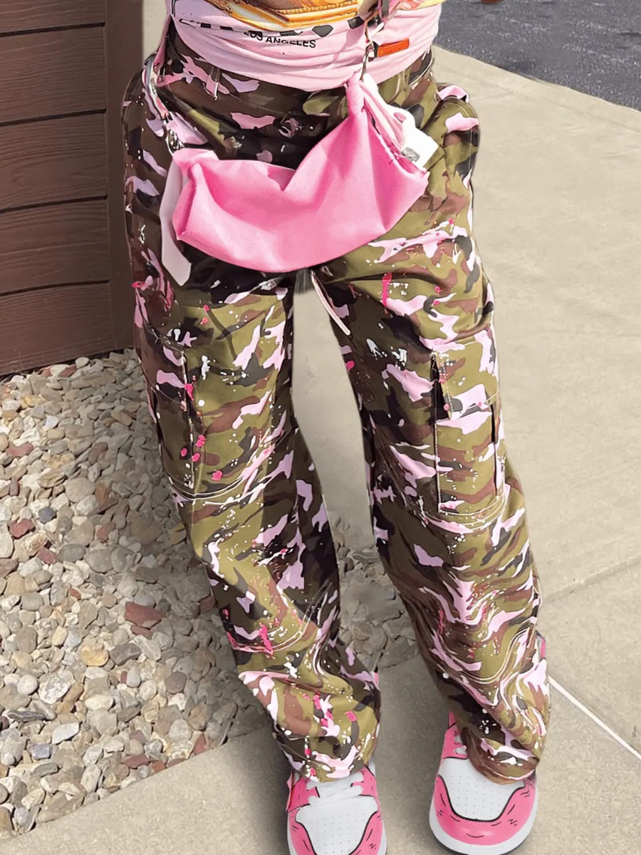 LovelyWholesale Camo Print Side Pocket Cargo Pants Spring|Fall Nine Points Sleeve Street Spring Summer 2024