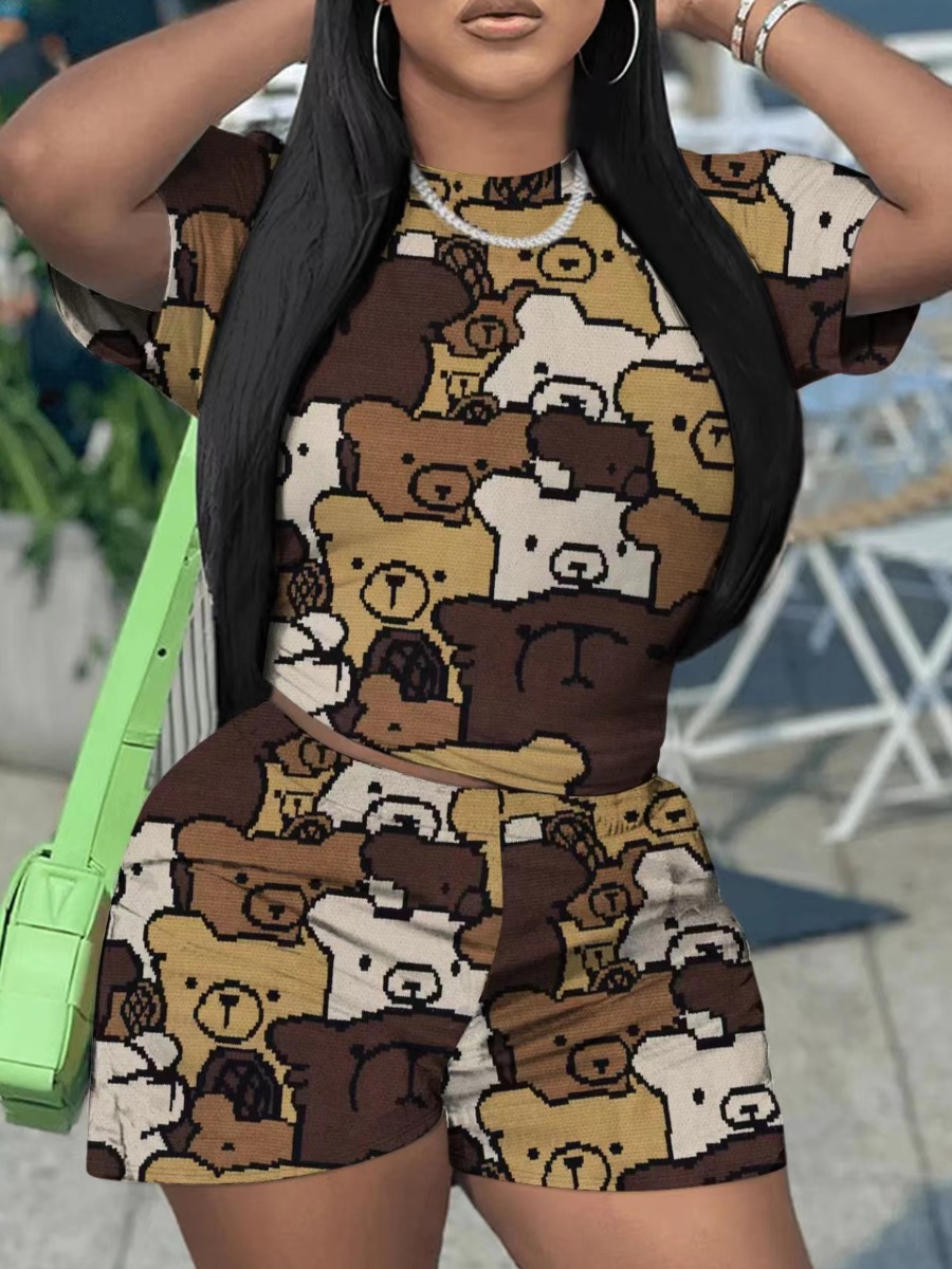 LovelyWholesale Plus Size Figure Print Regular Fit Shorts Set Summer Short Sleeve Casual Pattern Round Neck  5X Spring Summer 2024