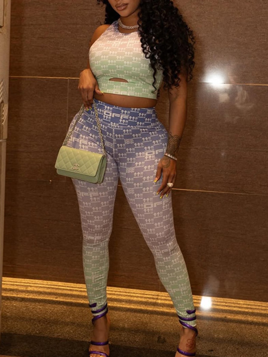 LW Casual Polyester Round Neck Pattern Gradient Pr